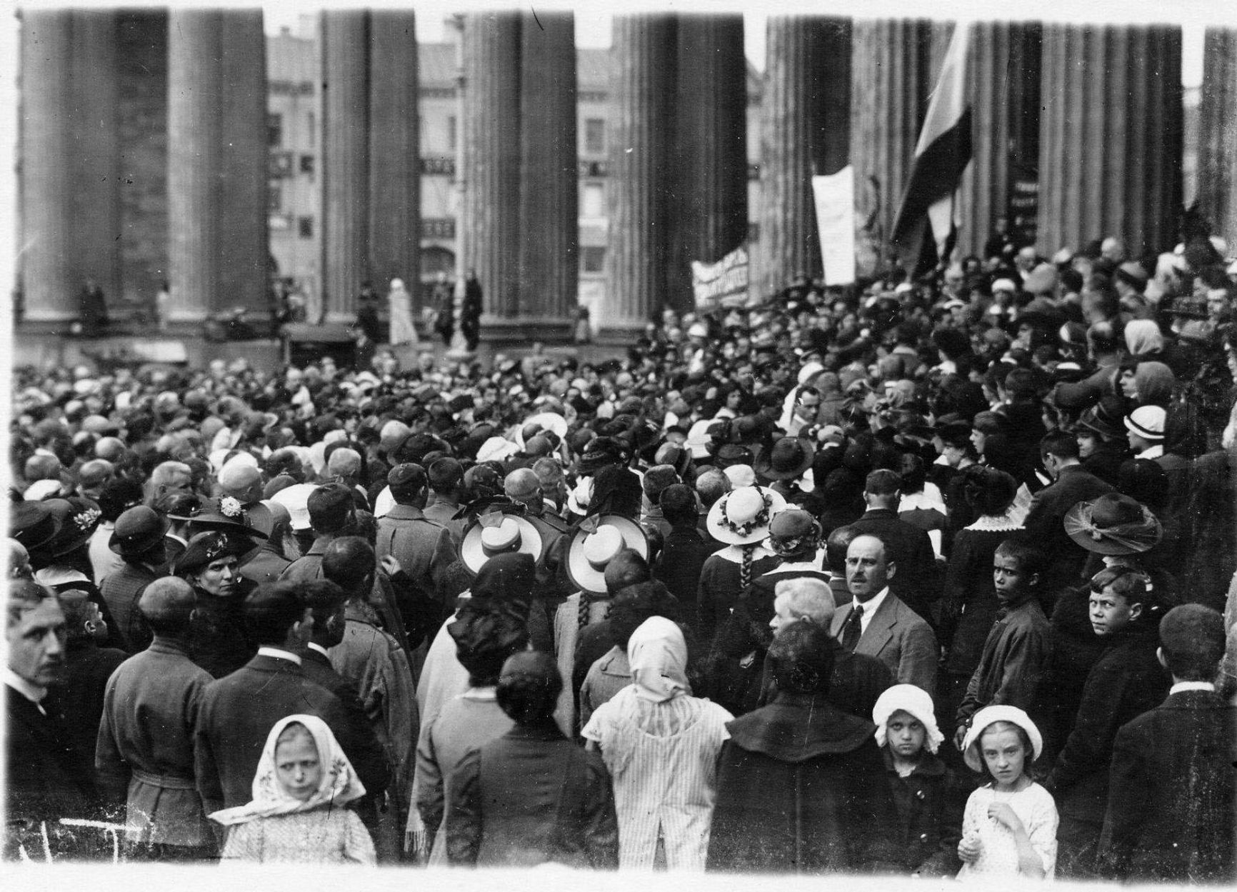 Anti-German riots in Moscow